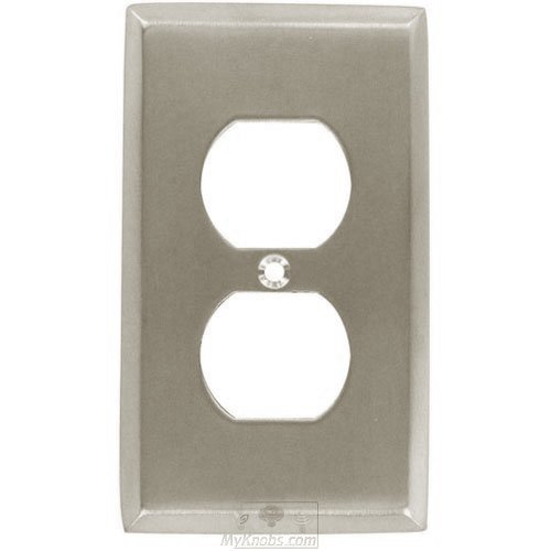 Square Bevel Single Duplex Outlet Switchplate in Satin Nickel